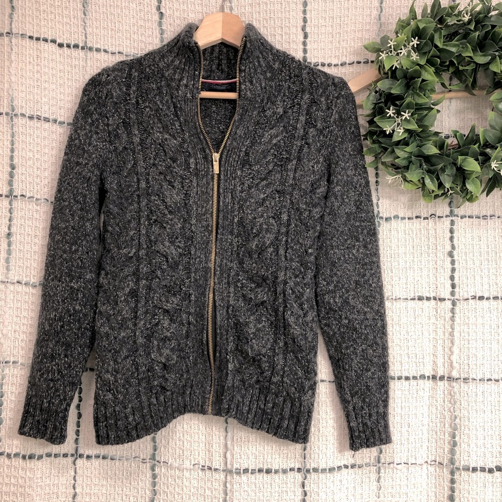 SOLD｜Tommy Hilfiger Women’s Zipper Cardigan Sweater